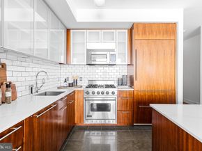 1414 S Penn Square 42C, Philadelphia PA 19102