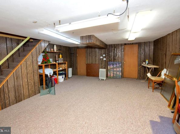 9825 Verree Road, Philadelphia PA 19115