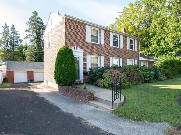 9825 Verree Road, Philadelphia PA 19115