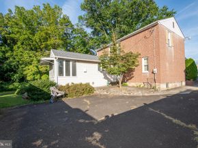 9825 Verree Road, Philadelphia PA 19115