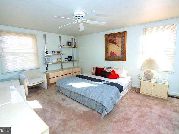 9825 Verree Road, Philadelphia PA 19115