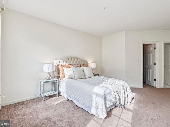 4681 Lawton Way 103, Alexandria VA 22311