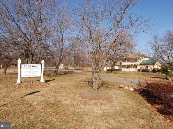 4681 Lawton Way 103, Alexandria VA 22311