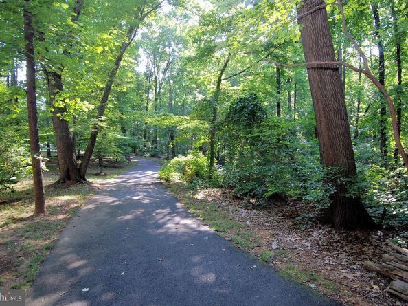 4681 Lawton Way 103, Alexandria VA 22311