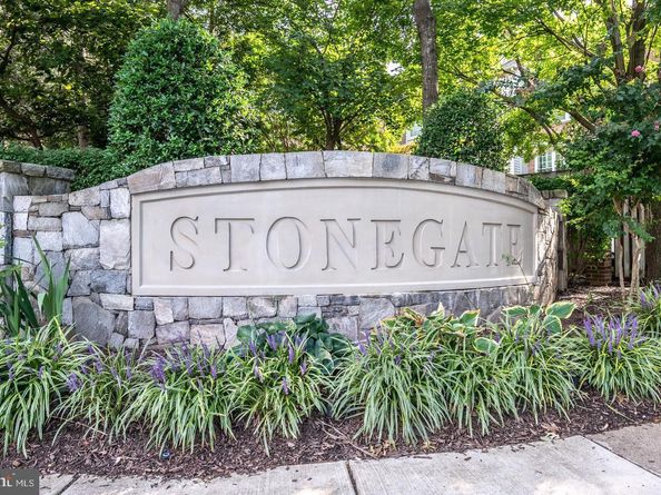 4681 Lawton Way 103, Alexandria VA 22311