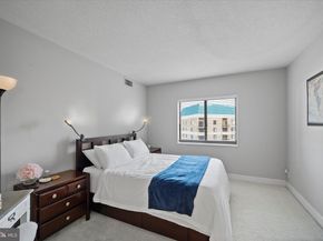 900 N Stafford Street 2016, Arlington VA 22203