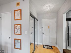 900 N Stafford Street 2016, Arlington VA 22203