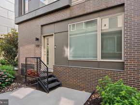 2128 Kensington Walk, Philadelphia PA 19125