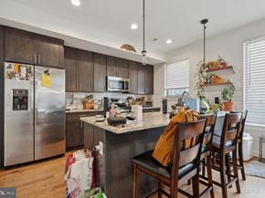 2128 Kensington Walk, Philadelphia PA 19125