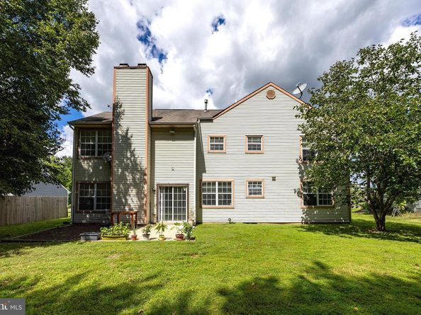 221 Winchester Drive, Horsham PA 19044