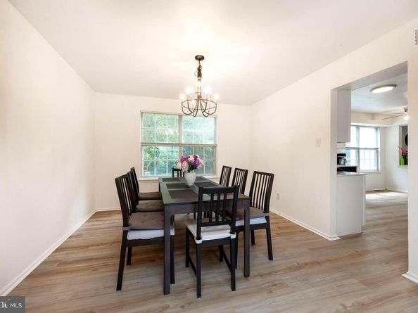221 Winchester Drive, Horsham PA 19044