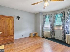 2633 S Iseminger Street, Philadelphia PA 19148