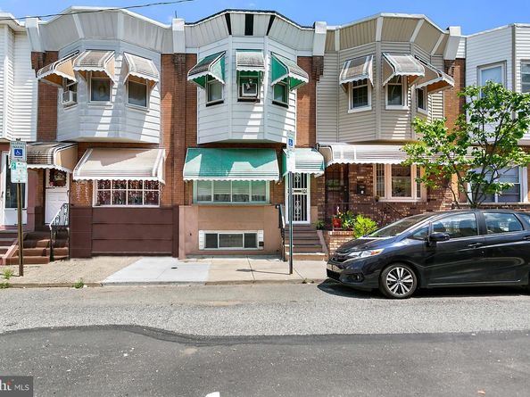 2633 S Iseminger Street, Philadelphia PA 19148