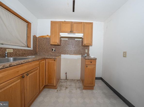 1315 N Myrtlewood Street, Philadelphia PA 19121
