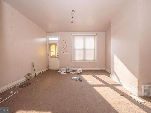 1315 N Myrtlewood Street, Philadelphia PA 19121