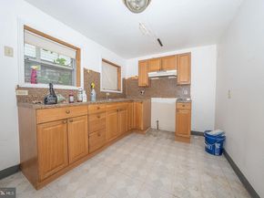 1315 N Myrtlewood Street, Philadelphia PA 19121