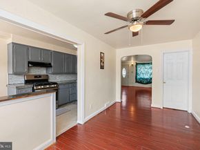 14 Winthrop Road, Darby PA 19023
