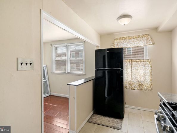14 Winthrop Road, Darby PA 19023