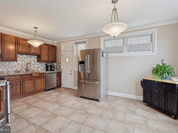 2216 W Cheltenham Avenue, Philadelphia PA 19138