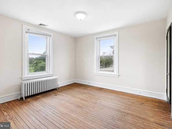 517 Conarroe Street, Philadelphia PA 19128