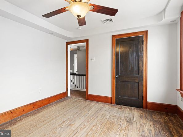 517 Conarroe Street, Philadelphia PA 19128