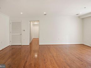 4193 S Four Mile Run Drive 202, Arlington VA 22204