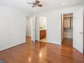 4193 S Four Mile Run Drive 202, Arlington VA 22204
