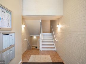 4193 S Four Mile Run Drive 202, Arlington VA 22204