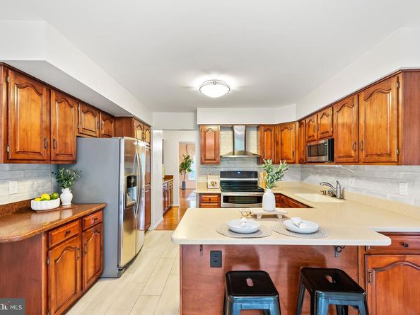 7443 Crestberry Lane, Bethesda MD 20817