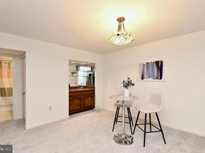 7443 Crestberry Lane, Bethesda MD 20817