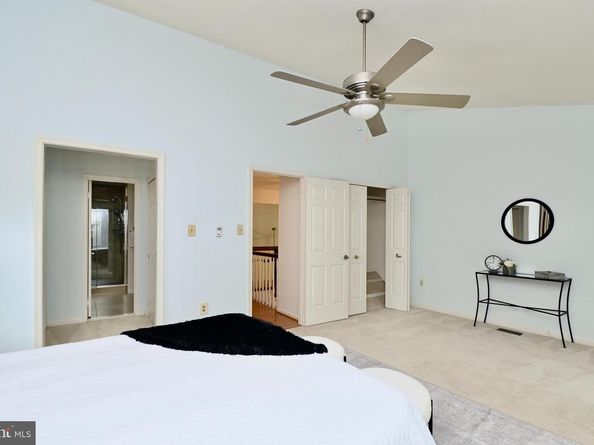 7443 Crestberry Lane, Bethesda MD 20817