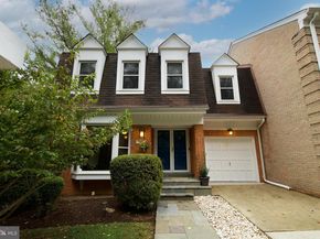 7443 Crestberry Lane, Bethesda MD 20817