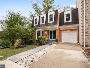 7443 Crestberry Lane, Bethesda MD 20817