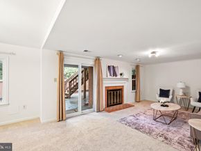 7443 Crestberry Lane, Bethesda MD 20817