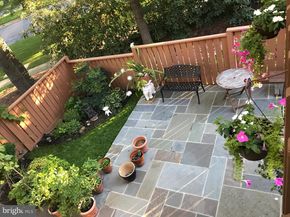 7443 Crestberry Lane, Bethesda MD 20817