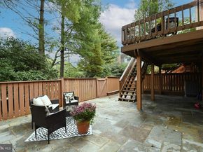 7443 Crestberry Lane, Bethesda MD 20817