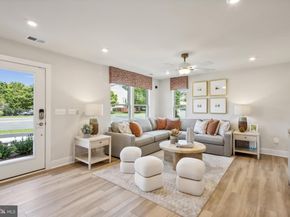 2174 Glacier Road, Herndon VA 20170