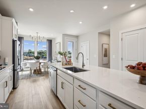 2174 Glacier Road, Herndon VA 20170