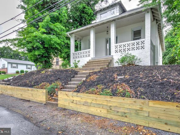 615 Burke Ave, Jenkintown PA 19046