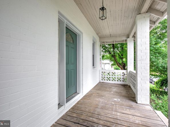 615 Burke Ave, Jenkintown PA 19046