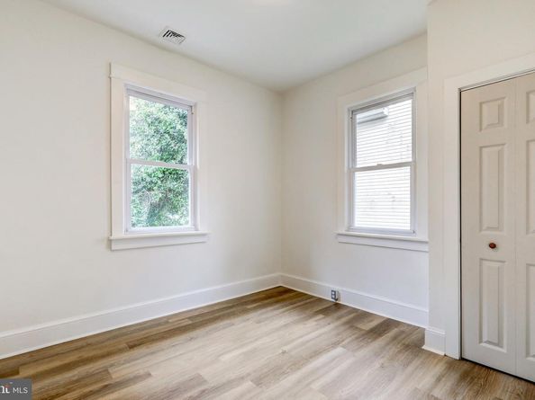 615 Burke Ave, Jenkintown PA 19046