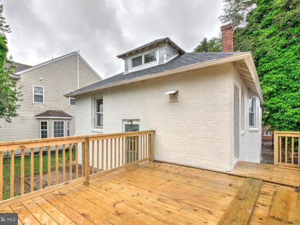 615 Burke Ave, Jenkintown PA 19046