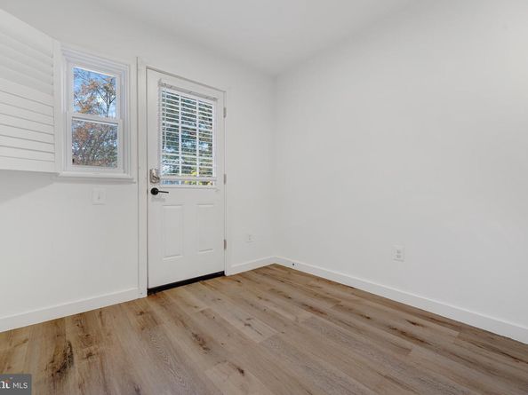 300 49TH Street NE, Washington DC 20019