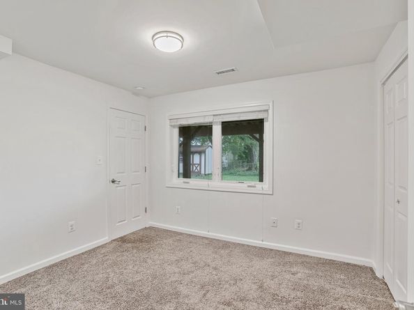 719 Palmer Drive, Herndon VA 20170
