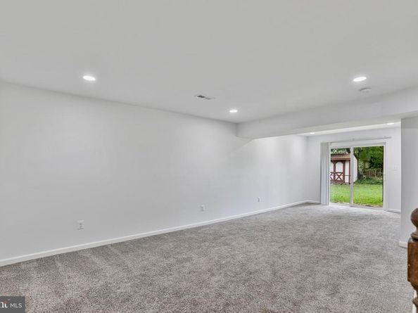 719 Palmer Drive, Herndon VA 20170