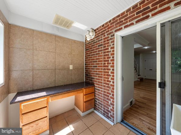 423 Mt Vernon Avenue, Alexandria VA 22301