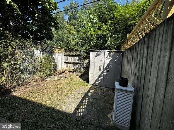 423 Mt Vernon Avenue, Alexandria VA 22301