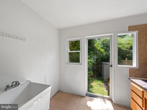 423 Mt Vernon Avenue, Alexandria VA 22301