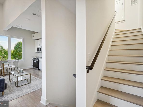 1307 Longfellow Street NW 11B, Washington DC 20011