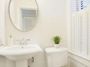 625 S Saint Asaph Street, Alexandria VA 22314